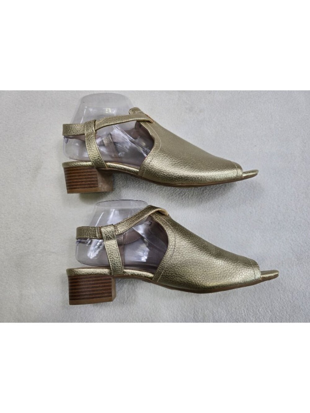 Life Stride Soft System Womens Size 10 Gold Open-Toe Heeled Sandals - Picture 6 of 7